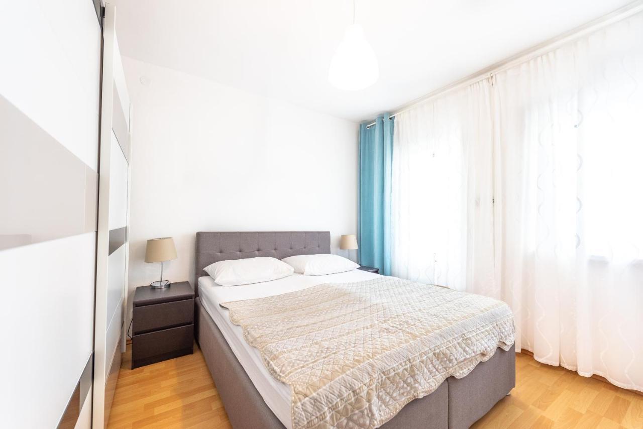 Apartments Lili Pag Town Luaran gambar