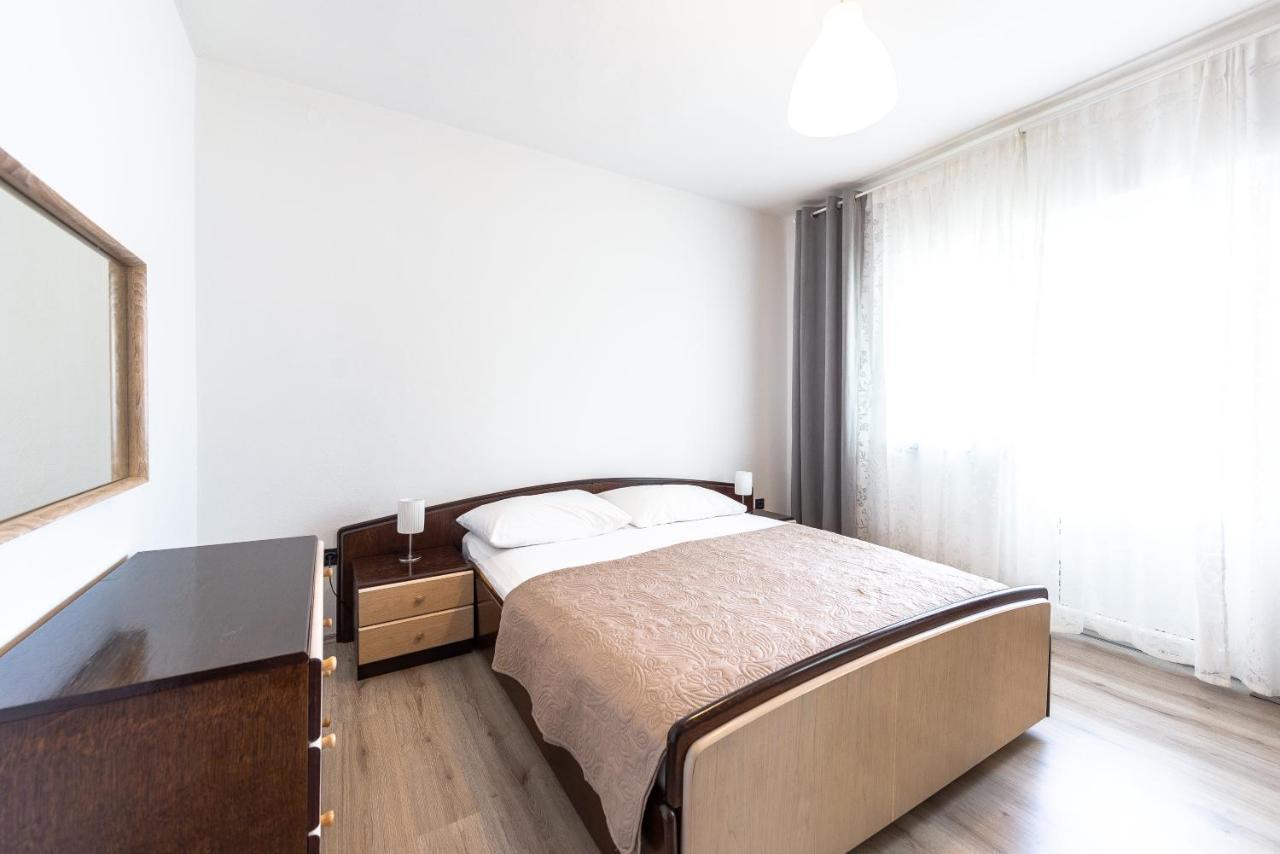 Apartments Lili Pag Town Luaran gambar