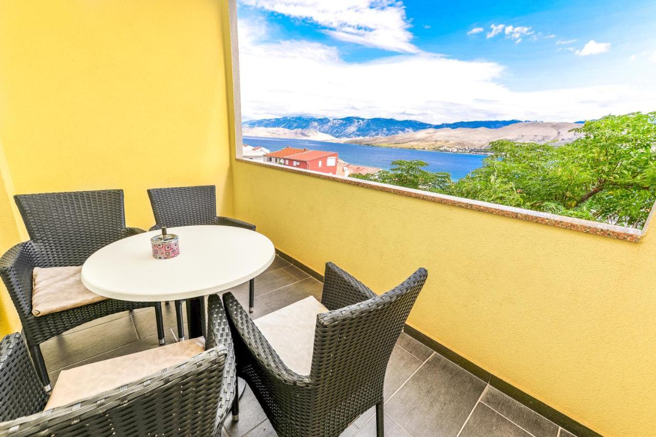 Apartments Lili Pag Town Luaran gambar
