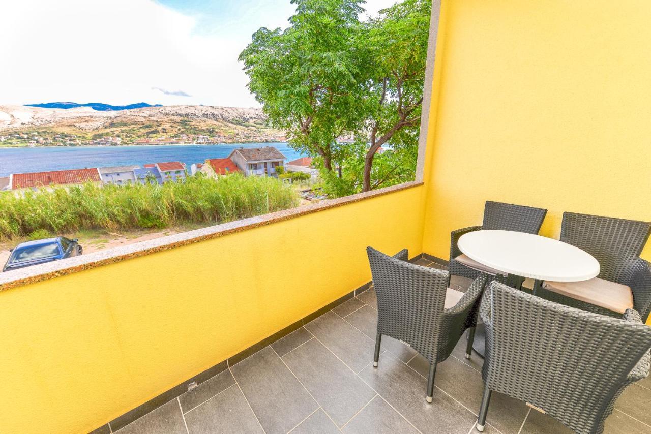 Apartments Lili Pag Town Luaran gambar